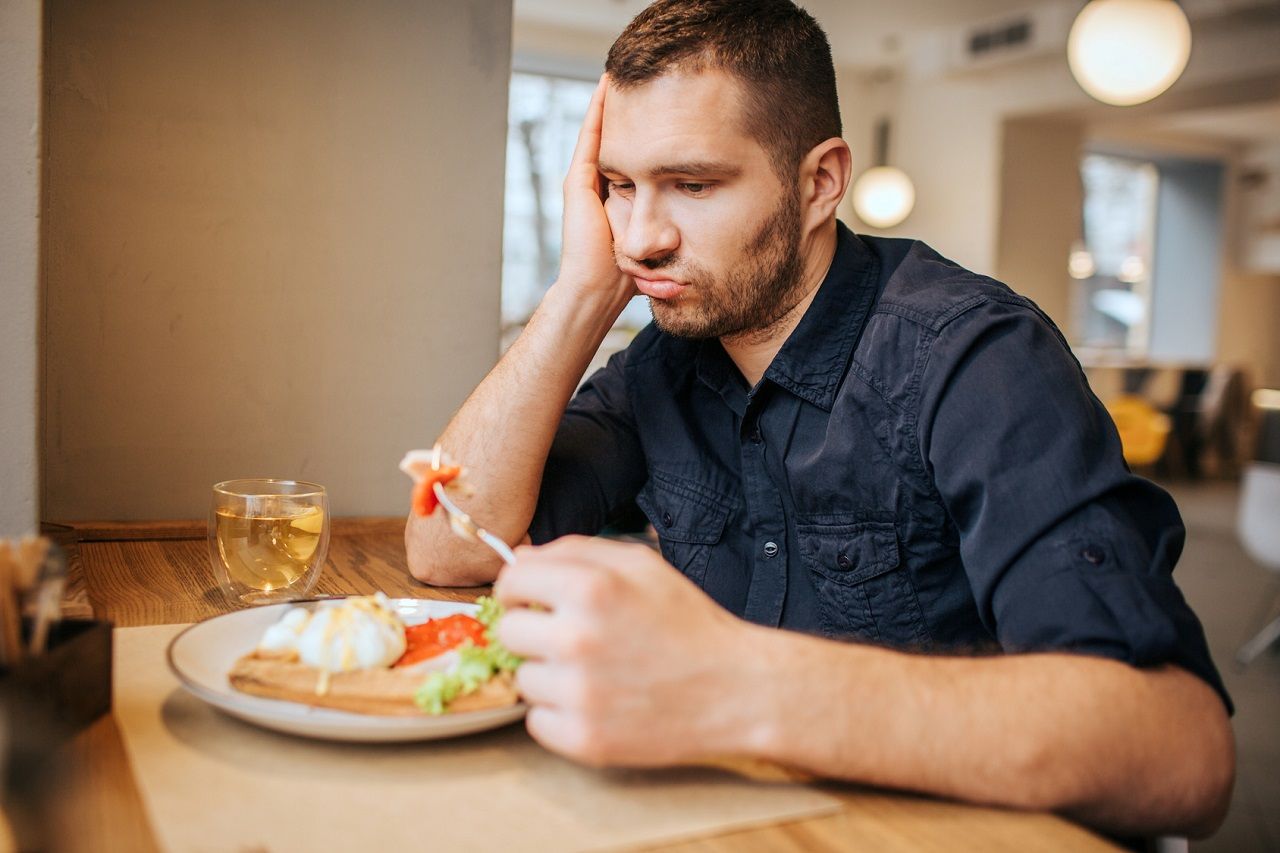 Abwechslungsreich Vs. Monoton: Wer stets das Gleiche isst, isst mit der Zeit weniger?