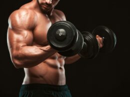 Solltest du größere Muskel anders trainieren, als kleinere Muskel?