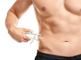 Muskelerhalt in der Diät: Welche Rolle spielt das Trainingsvolumen bei einer Kalorienrestriktion?