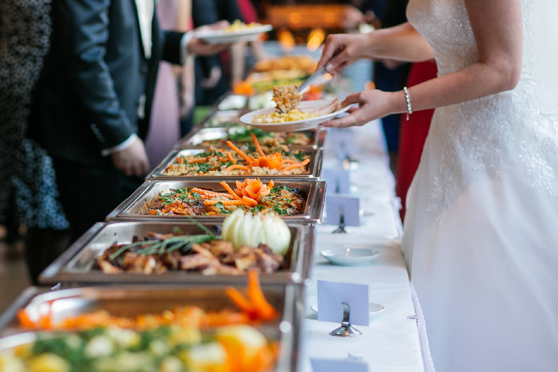 Was Overeating begünstigt: Auswirkung der Lebensmittelverarbeitung & Nahrungstextur auf die Kalorienaufnahme