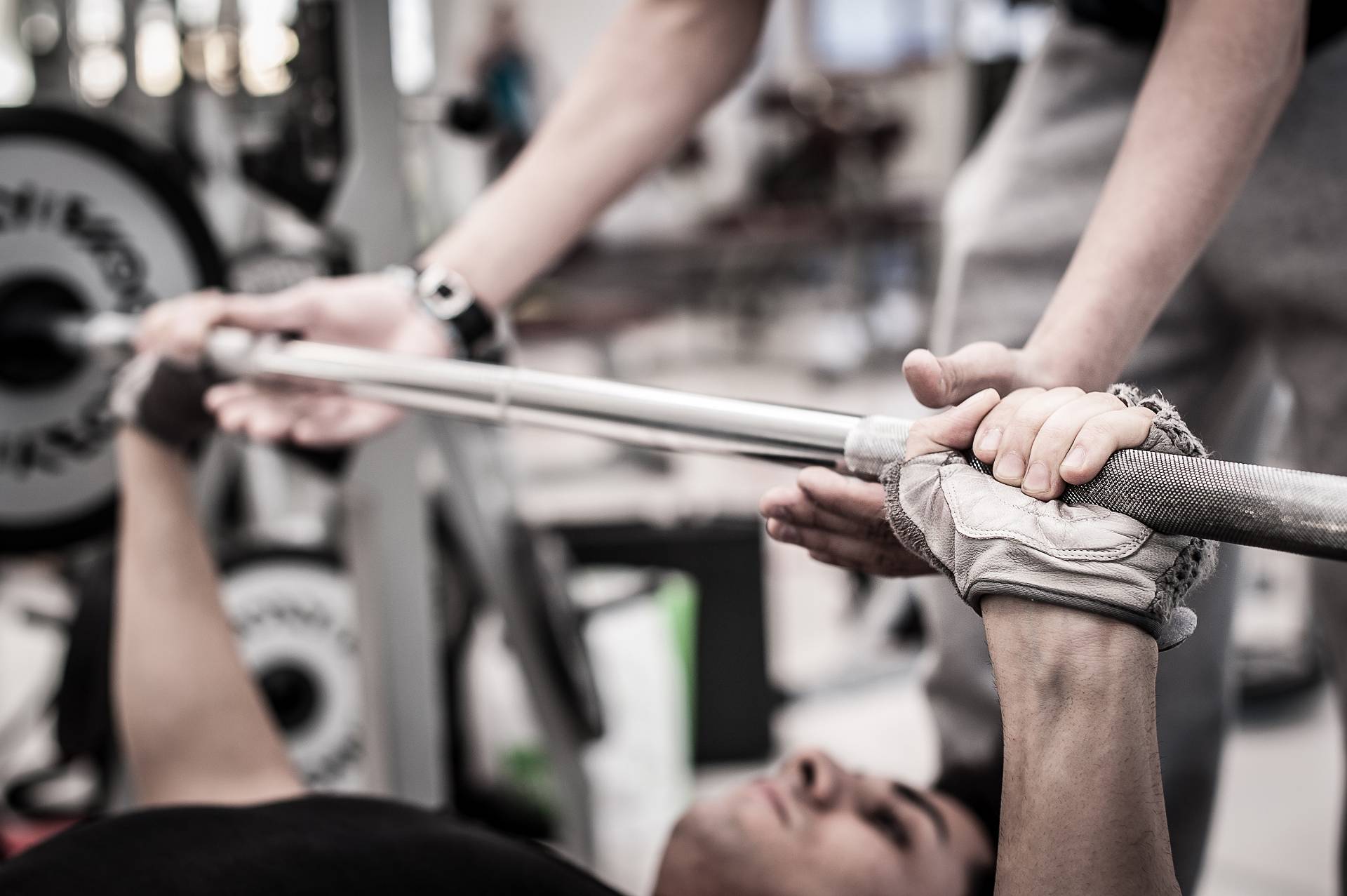 Lineare Periodisierung (LP) Vs. Wellenförmige Periodisierung (DUP) beim Krafttraining: Was ist besser?