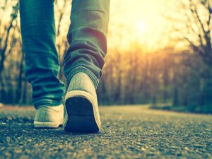 Stoffwechselboost durch NEAT: Der einfachste Weg, um mehr Kalorien zu verbrennen