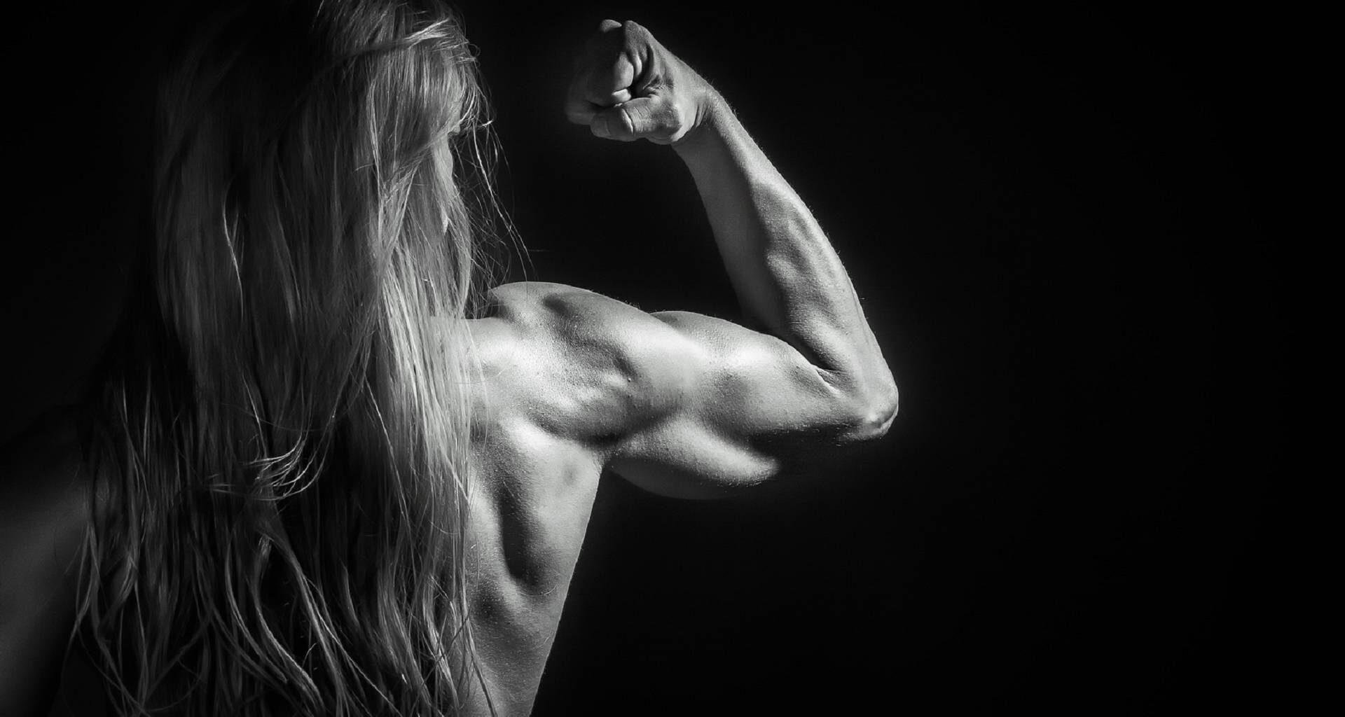 Muskelaufbaupotenzial: Können Frauen genauso gut Muskeln aufbauen, wie Männer?